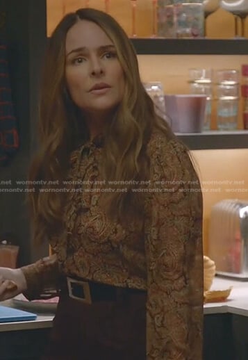Izzy’s paisley tie neck blouse on Bull