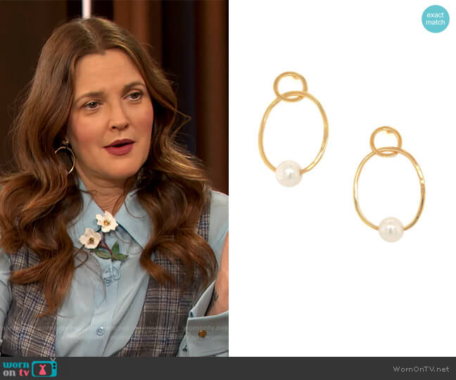 Jennifer Miller Open Pearl Earrings worn by Drew Barrymore on The Drew Barrymore Show