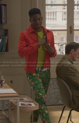 Julien’s green floral pants on Emily in Paris
