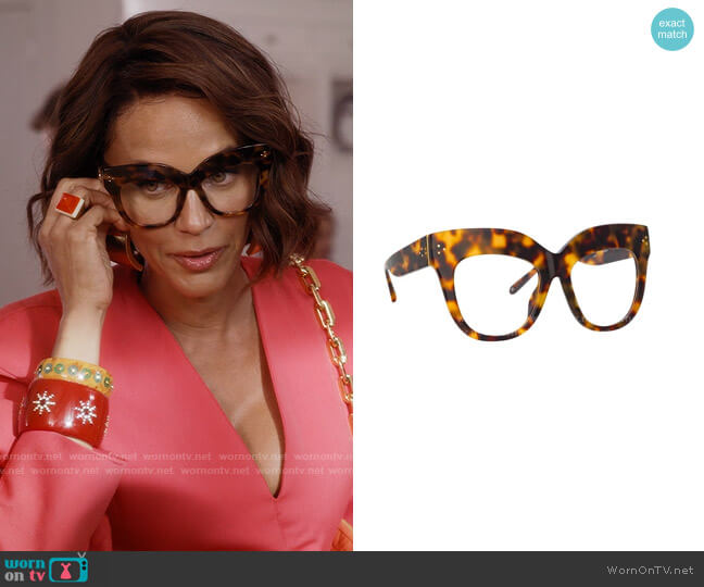 Linda Farrow Keaton Glasses in Tortoiseshell worn by Lisa Todd Wexley (Nicole Ari Parker) on And Just Like That