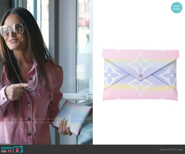 Louis Vuitton Monogram Escale Kirigami Pochette Pastel worn by Lisa Barlow on The Real Housewives of Salt Lake City