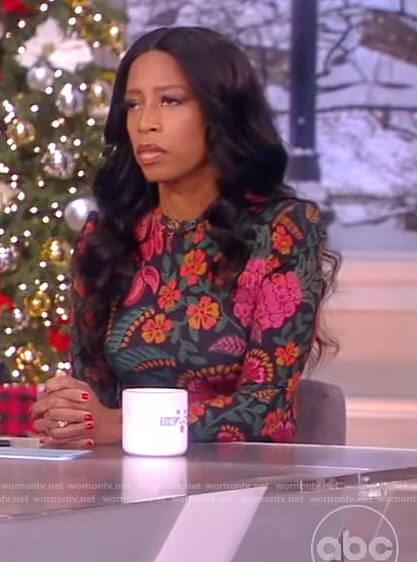 Mia’s black floral bodysuit on The View