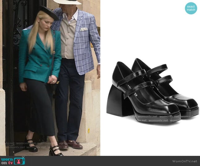 Nodaleto Bulla Babies leather pumps worn by Camille (Camille Razat) on Emily in Paris