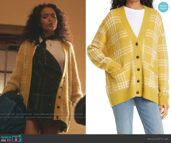 Re/Done 90s Oversize Check Wool & Alpaca Blend Cardigan worn by Zoya Lott (Whitney Peak) on Gossip Girl