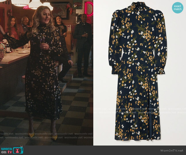 Reformation Stevi shirred floral-print georgette midi dress worn by Alice Cooper (Mädchen Amick) on Riverdale