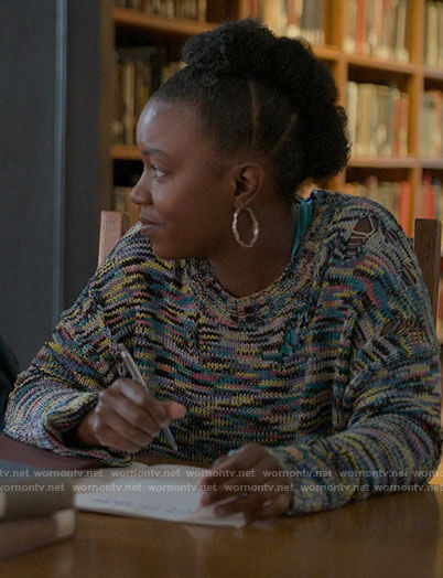 Willow’s space dye sweater on The Sex Lives of College Girls