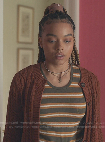 Zoya’s grey striped top on Gossip Girl