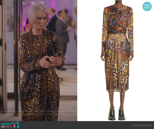 Altuzarra Tippi gathered printed satin midi dress worn by Miranda Hobbs (Cynthia Nixon) on And Just Like That