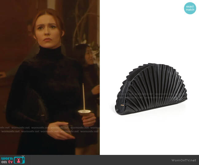 Cult Gaia Nala Leather Clutch worn by Nancy Drew (Kennedy McMann) on Nancy Drew