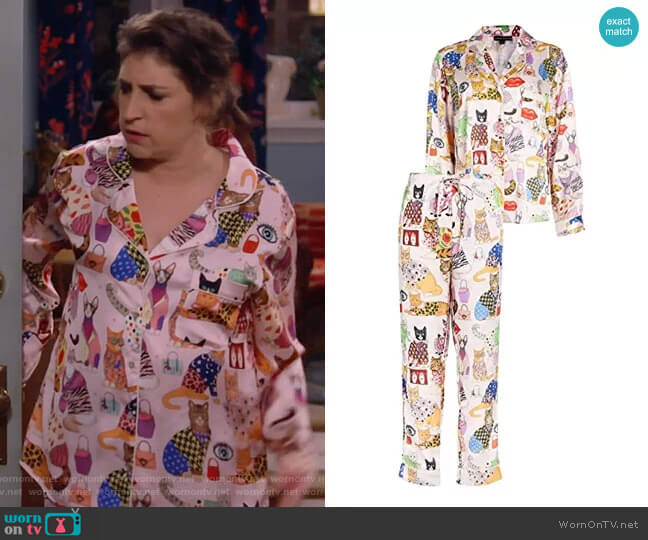 Karen Mabon Fashion Cats Pajama Set worn by Kat Silver (Mayim Bialik) on Call Me Kat