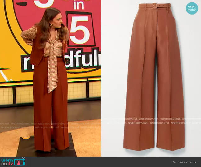 Gabriela Hearst Norman Belted Twill Wide-Leg Pants worn by Drew Barrymore on The Drew Barrymore Show