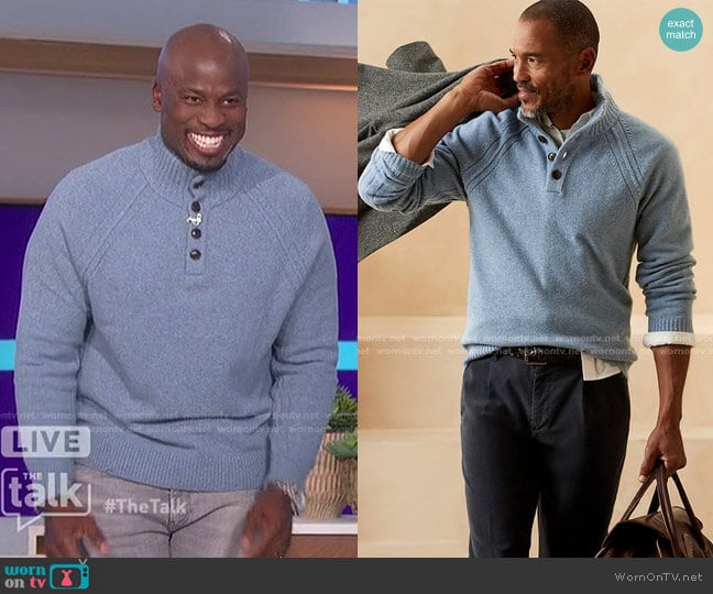 Banana Republic Italian Wool-Blend Mock-Neck Sweater worn by Akbar Gbajabiamila on The Talk