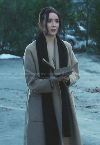 Bess’s beige wrap coat on Nancy Drew