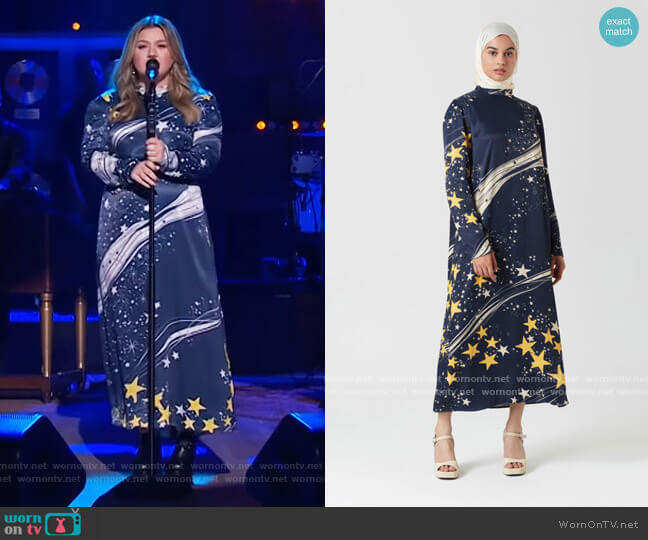 Daska Nebula Star Print Dress worn by Kelly Clarkson on The Kelly Clarkson Show