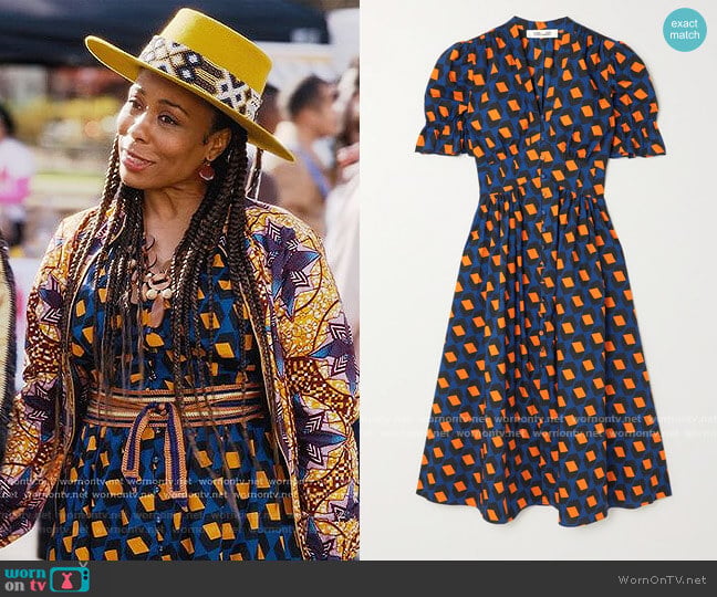 Diane von Furstenberg Erica gathered printed cotton midi dress worn by Dr. Nya Wallace (Karen Pittman) on And Just Like That