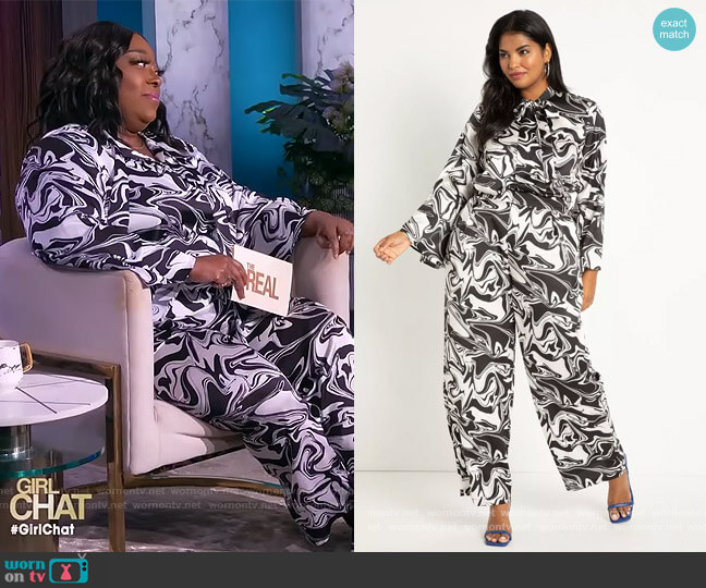 Eloquii Print Flare Sleeve Tie Neck Blouse worn by Loni Love on The Real