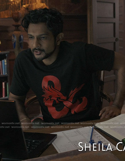 Jay’s Dungeons & Dragons t-shirt on Ghosts