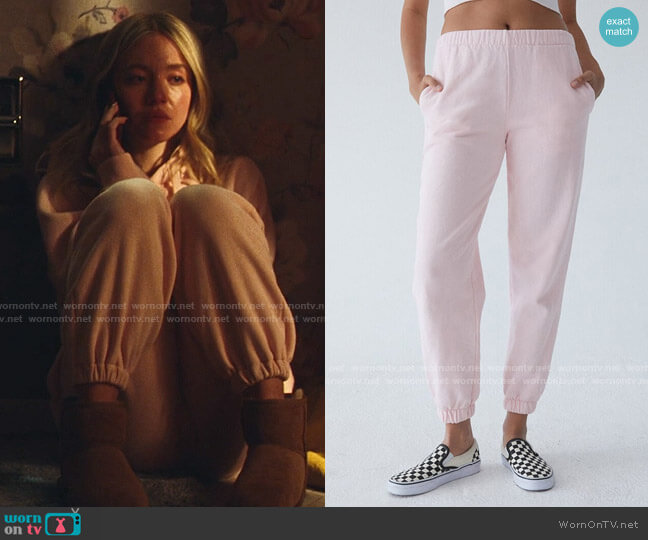John Galt Blush Rosa Sweatpants worn by Cassie Howard (Sydney Sweeney) on Euphoria