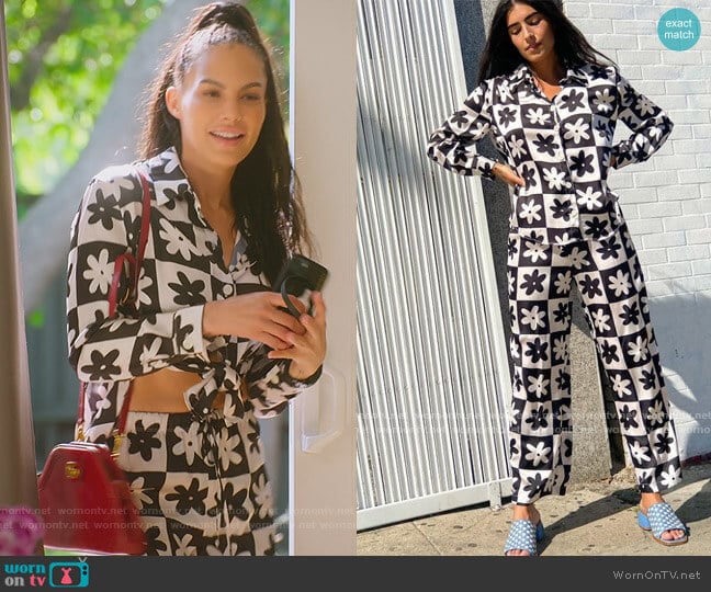 Lisa Says Gah Pajama Set worn by Amanza Smith on Selling Sunset