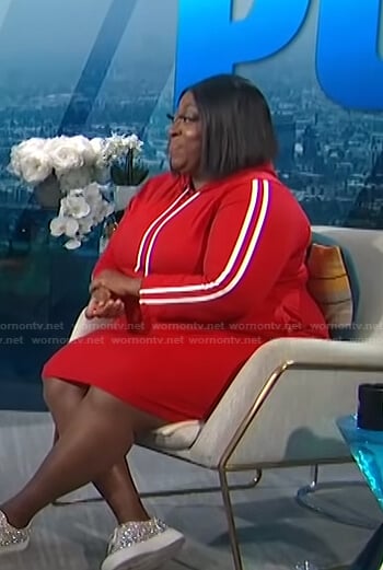 Loni’s red side stripe drawstring dress on E! News Daily Pop
