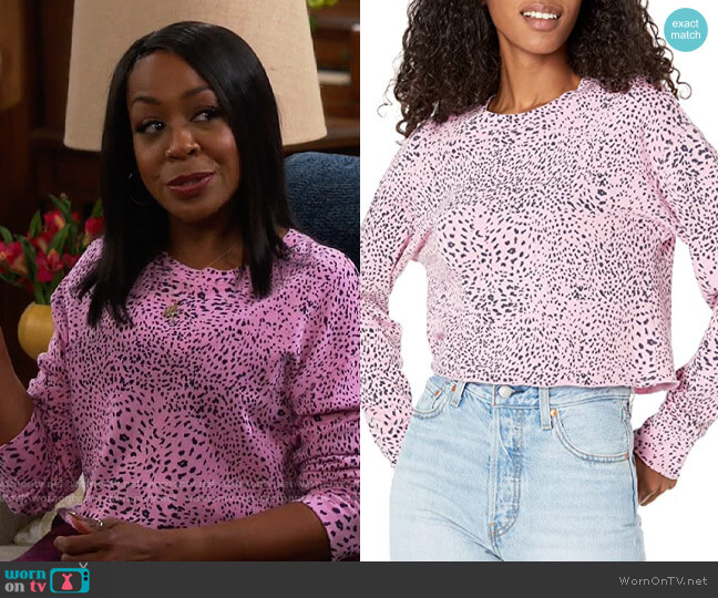 Monrow Mini Cheetah Cutoff Boyfriend Sweatshirt worn by Tina Butler (Tichina Arnold) on The Neighborhood