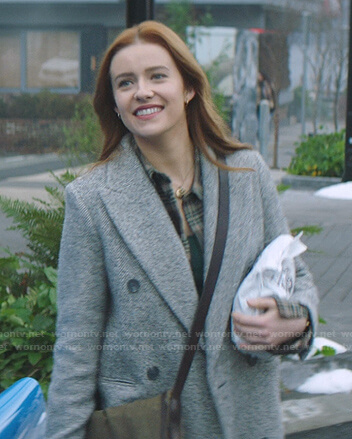 Nancy’s grey herringbone coat on Nancy Drew
