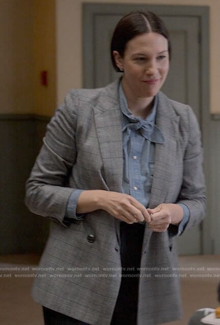 Olivia’s chambray tie neck shirt and plaid blazer on Single Drunk Female