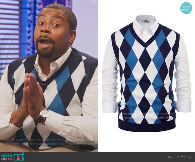 PJ Paul Jones Argyle Sweater Vest worn by Kenan Williams (Kenan Thompson) on Kenan