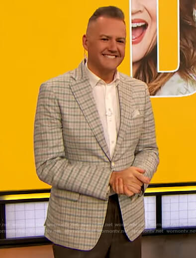 Ross Mathew’s grey plaid blazer on The Drew Barrymore Show