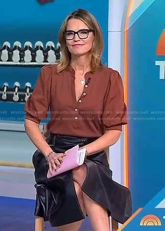 Savannah’s brown puff sleeve top and leather skirt on Today