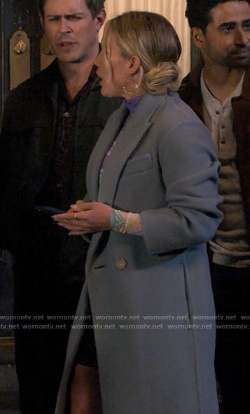 Sophie’s blue oversized coat on How I Met Your Father
