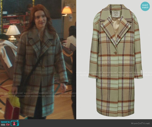 Wilfred The Only Coat worn by Nancy Drew (Kennedy McMann) on Nancy Drew