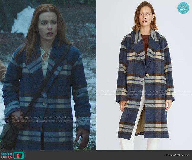 Wilfred The Only Coat worn by Nancy Drew (Kennedy McMann) on Nancy Drew