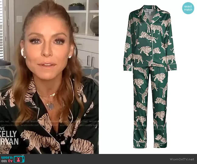 Averie Sleep Two-Piece Tiger Print Pajama Set worn by Kelly Ripa on Live with Kelly and Mark