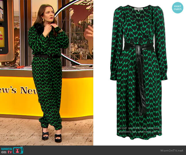 Diane von Furstenberg Heart Trail print mid-length dress worn by Drew Barrymore on The Drew Barrymore Show