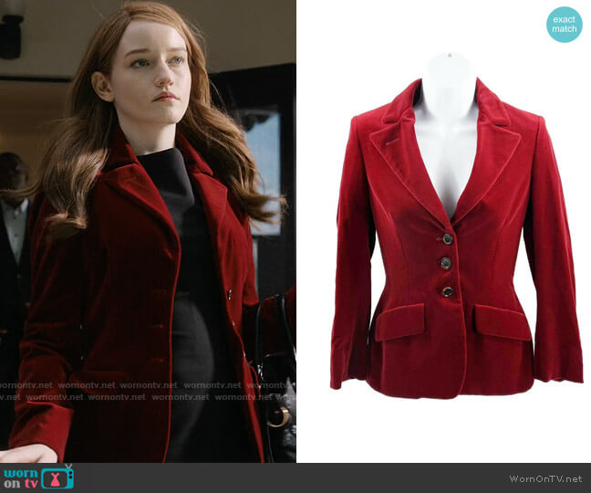 Alexander McQueen 2006 Cherry Red Velvet Blazer worn by Anna Delvey (Julia Garner) on Inventing Anna