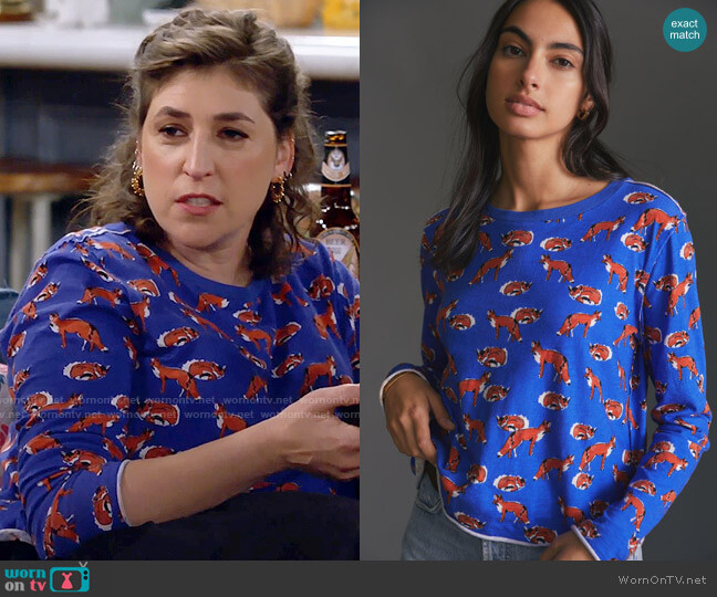 Maeve Long-Sleeved Tee in Blue Motif worn by Kat Silver (Mayim Bialik) on Call Me Kat