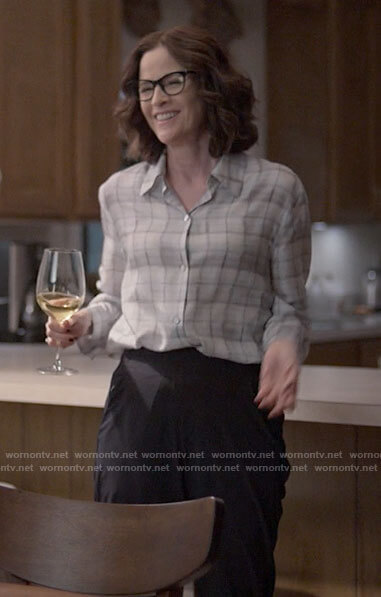 Carol’s white plaid blouse on Single Drunk Female