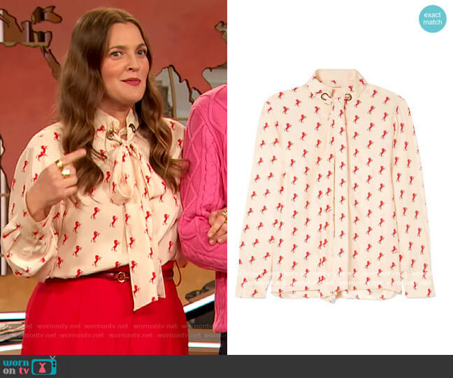 Chloe Printed pussy-bow silk-crepe blouse worn by Drew Barrymore on The Drew Barrymore Show