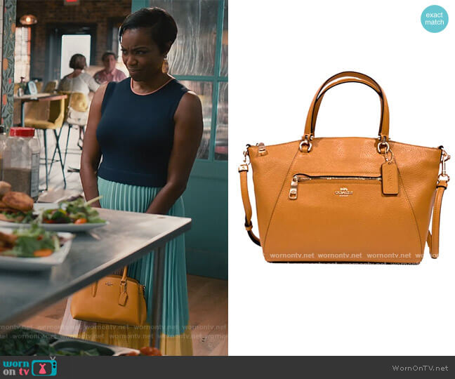 Coach Prairie Satchel Crossbody worn by Helen Decatur (Heather Headley) on Sweet Magnolias