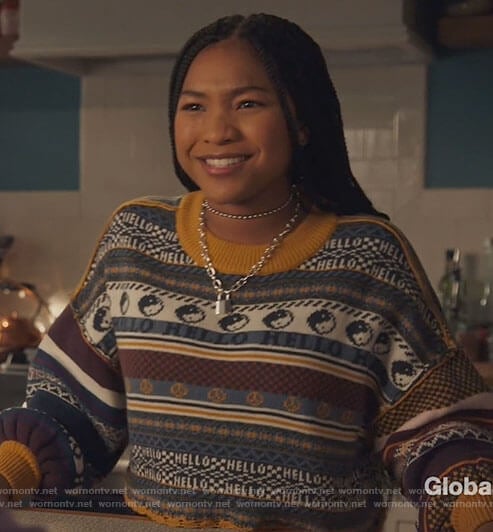 Delilah’s hello yin yang sweater on The Equalizer
