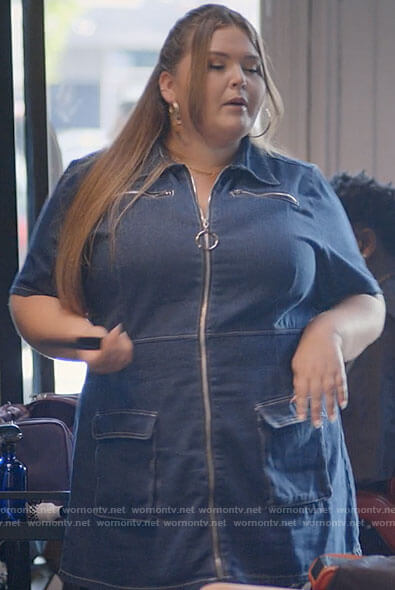 Felicia’s zip front denim dress on Single Drunk Female