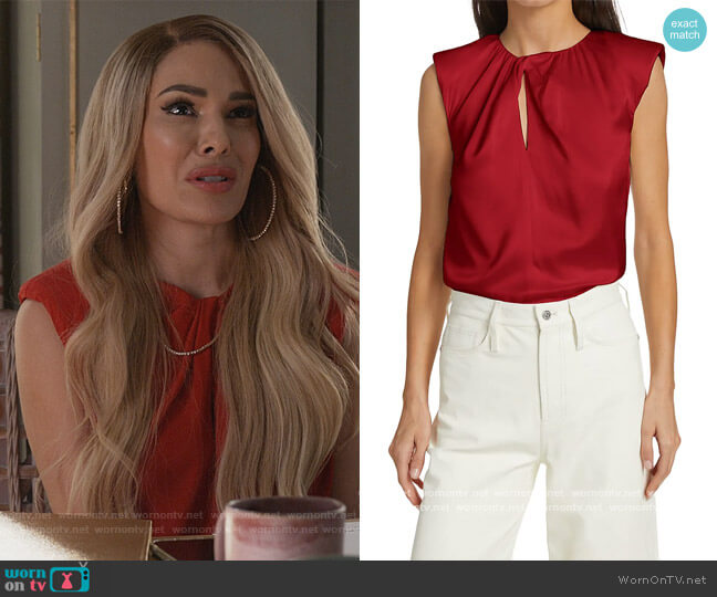 Frame Twist Neck Top worn by Valeria (Nadine Velazquez) on Queens
