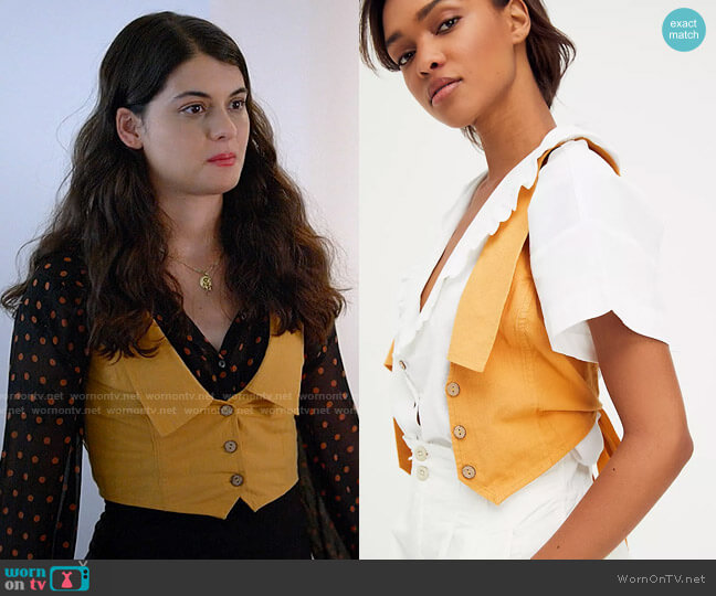 Free People Izi Vest worn by Samantha Fink (Sofia Black-D'Elia) on Single Drunk Female