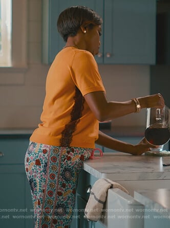 Helen’s floral print sweat pants on Sweet Magnolias