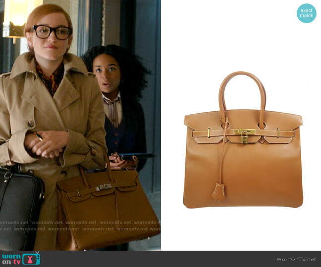 Hermes Birkin Bag worn by Anna Delvey (Julia Garner) on Inventing Anna