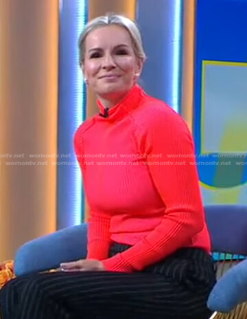 Dr. Jennifer Ashton’s pink ribbed turtleneck sweater on Good Morning America