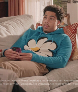 Andre’s blue daisy print hoodie on Black-ish