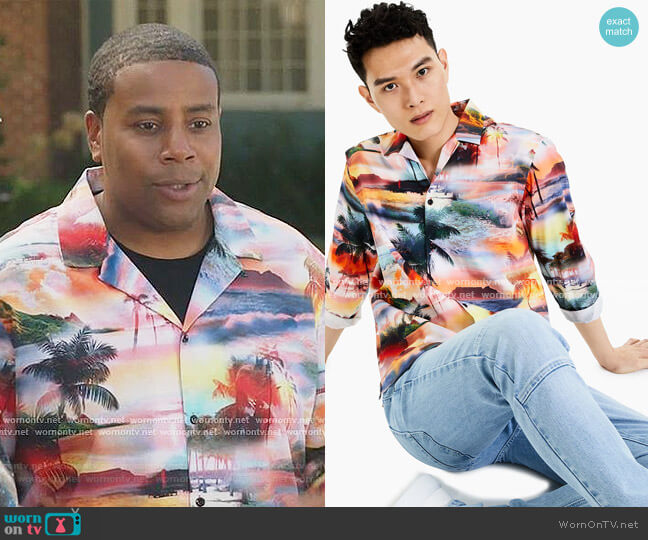 INC International Concepts Tropical Landscape Print Shirt worn by Kenan Williams (Kenan Thompson) on Kenan