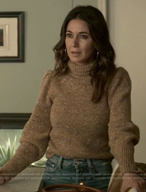 Lana’s brown turtleneck on Superman and Lois
